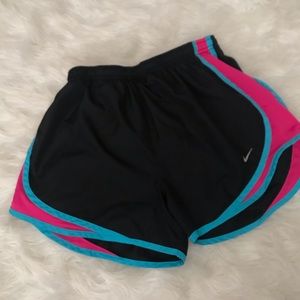 Nike dri-fit shorts 🖤